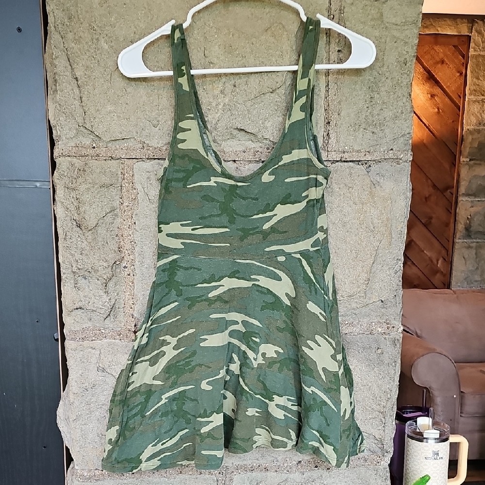 Chesley Olive and Beige Camouflage Tee